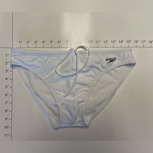 Men’s Speedo bikini 36”, great condition